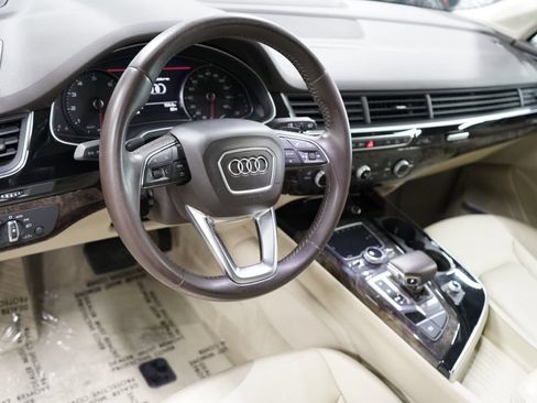 Used 2018 Audi Q7 3.0T Premium Plus AWD/4WD image 11