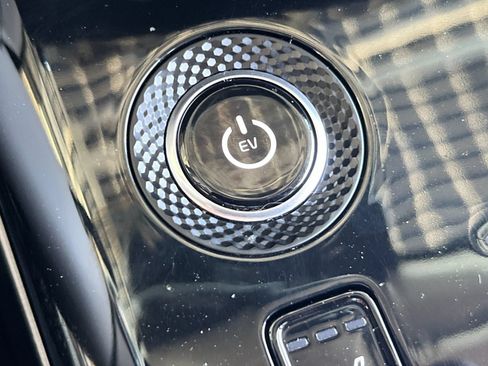 Certified 2023 Kia Niro Wave FWD image 22