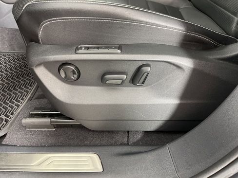 Used 2024 Volkswagen Atlas SEL image 26