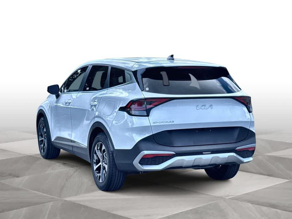 Certified 2025 Kia Sportage EX FWD image 6