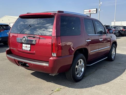 Used 2007 Cadillac Escalade AWD w/ Information Package image 5
