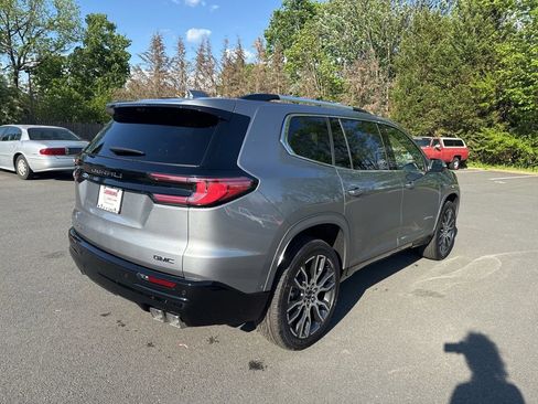New 2026 GMC Acadia Denali Ultimate w/ LPO, Floor Liner Package AWD/4WD image 7