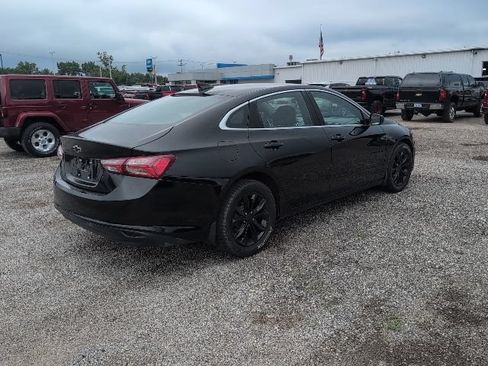 Used 2021 Chevrolet Malibu LT w/ Midnight Edition FWD image 4