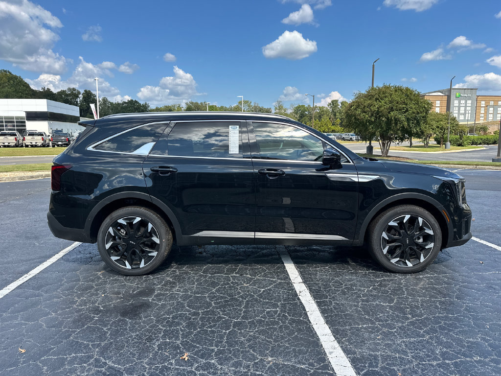 New 2025 Kia Sorento SX FWD image 8