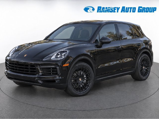 Used 2023 Porsche Cayenne AWD/4WD image 1