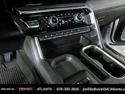 Used 2024 GMC Sierra 2500 Denali Ultimate image 19