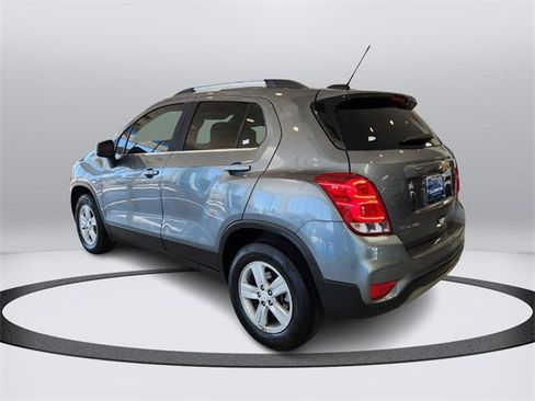 Used 2020 Chevrolet Trax LT image 3