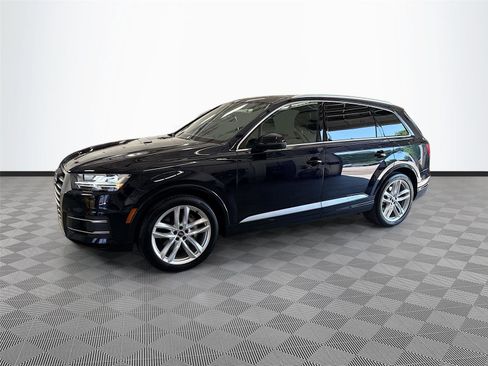 Used 2017 Audi Q7 3.0T Prestige AWD/4WD image 3