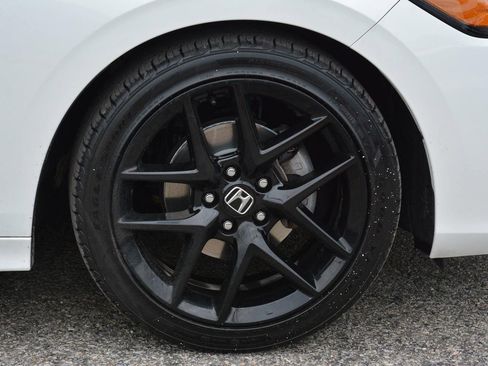Used 2023 Honda Civic Sport image 33