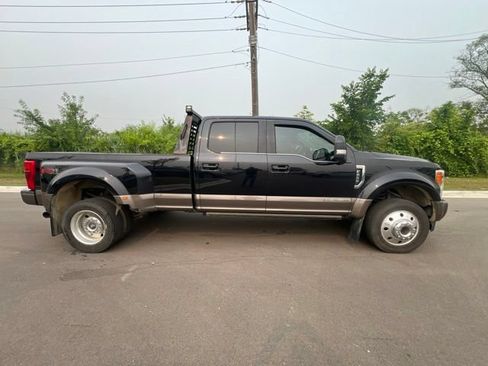 Used 2019 Ford F450 King Ranch w/ King Ranch Ultimate Package AWD/4WD image 4