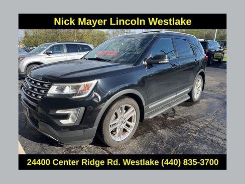 Used 2017 Ford Explorer XLT w/ Equipment Group 202A FWD image 1