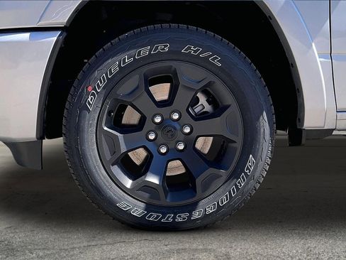 New 2026 RAM 1500 Big Horn AWD/4WD image 12