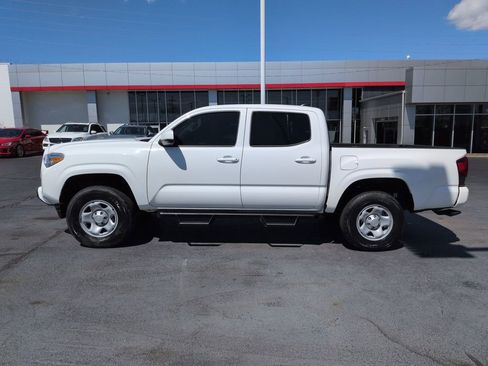 Used 2023 Toyota Tacoma SR image 2