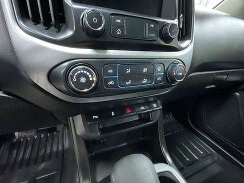 Used 2022 Chevrolet Colorado LT w/ Fleet Safety Package image 16