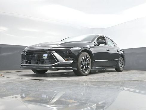 Used 2025 Hyundai Sonata SEL FWD image 50