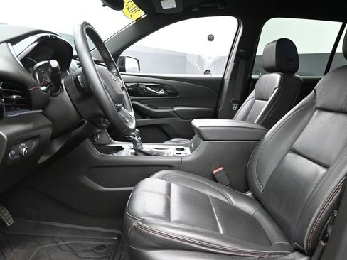 Certified 2023 Chevrolet Traverse RS w/ LPO, Floor Liner Package image 17