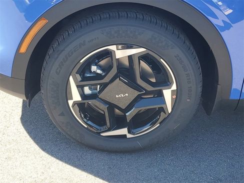 New 2026 Kia Sportage EX image 30