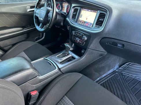 Used 2020 Dodge Charger Scat Pack w/ Navigation & Travel Group image 15