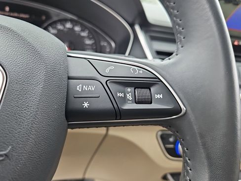 Used 2020 Audi Q5 2.0T Premium image 25