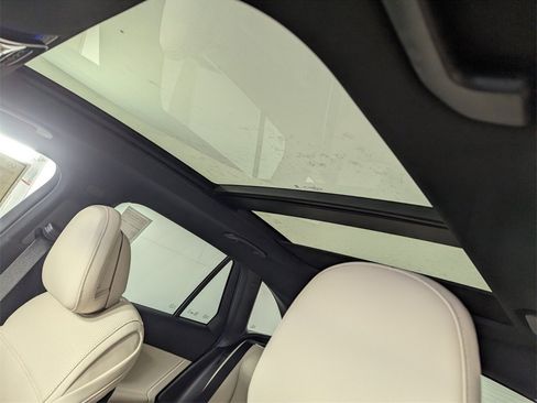 New 2026 Mercedes-Benz GLC 300 4MATIC image 9