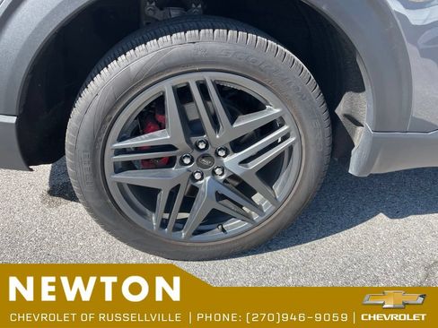 Used 2025 Ford Explorer ST-Line w/ ST-Line Street Pack AWD/4WD image 45