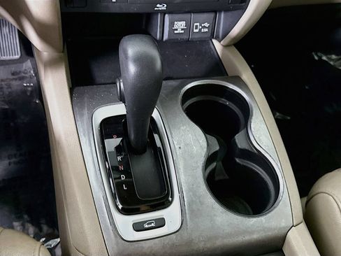 Used 2019 Honda Pilot EX-L image 10