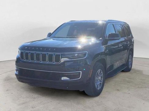 Certified 2023 Jeep Wagoneer 4WD w/ Convenience Group I image 1