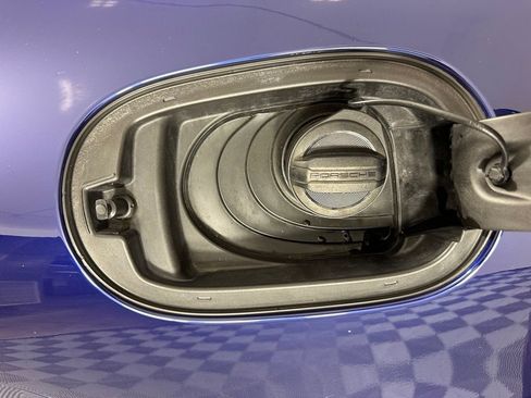 Certified 2022 Porsche Panamera RWD image 45