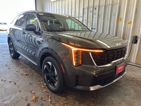 New 2026 Kia Sorento EX FWD image 21