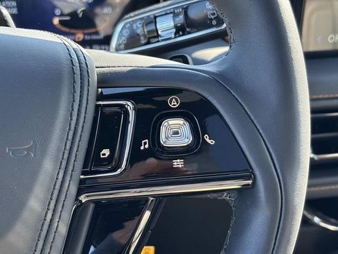 New 2026 Lincoln Aviator Black Label w/ Dynamic Handling Package AWD/4WD image 26