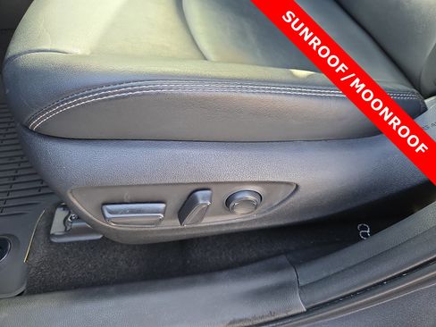 Used 2024 Toyota RAV4 XLE Premium image 14