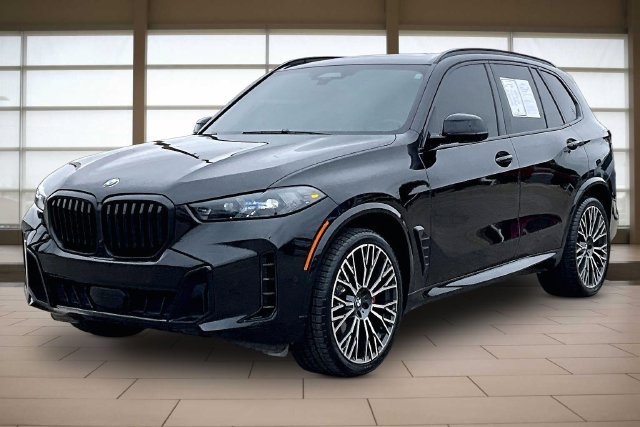 Used 2025 BMW X5 xDrive40i w/ M Sport Package AWD/4WD image 1