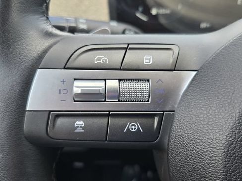 Certified 2024 Hyundai Kona Limited AWD/4WD image 24