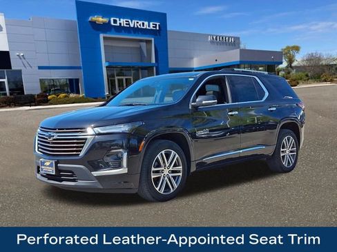 Used 2023 Chevrolet Traverse High Country AWD/4WD image 34