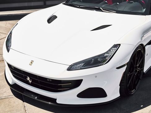 Used 2022 Ferrari Portofino M RWD image 7