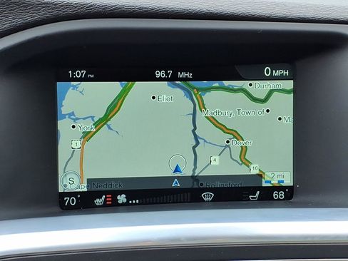 Used 2016 Volvo S60 T5 Premier image 13