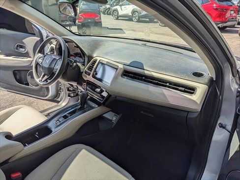 Used 2022 Honda HR-V EX image 19
