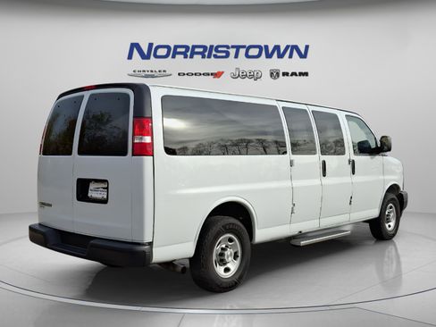 Used 2023 Chevrolet Express 3500 LS image 6