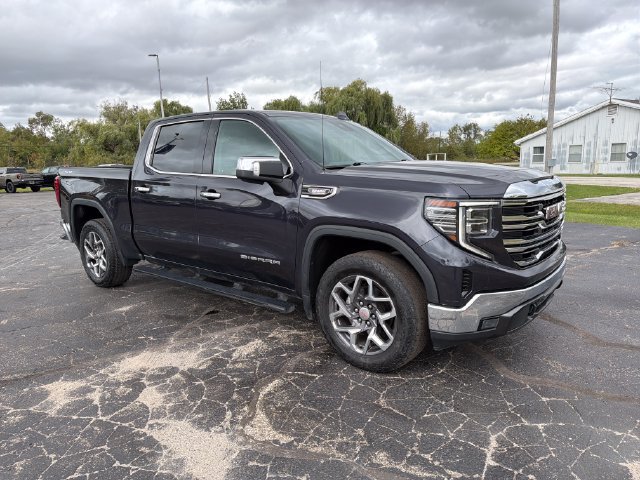Used 2022 GMC Sierra 1500 SLT AWD/4WD image 12