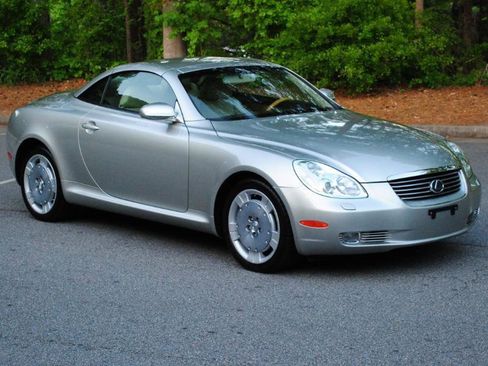 Used 2005 Lexus SC 430 Convertible image 32