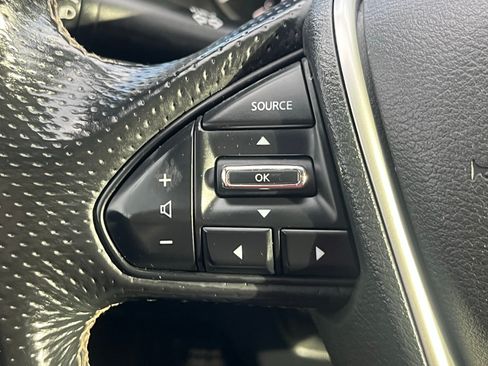 Used 2021 Nissan Maxima 3.5 SV w/ Floor Mat Group FWD image 18