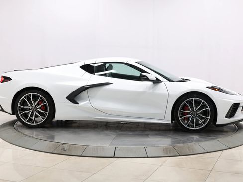 Used 2024 Chevrolet Corvette Stingray Preferred Cpe w/ 2LT image 98