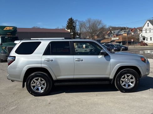 Used 2014 Toyota 4Runner Trail image 6