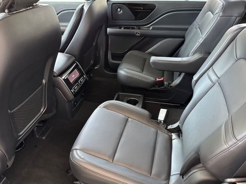 New 2025 Lincoln Aviator 2WD w/ Equipment Group 101A image 11