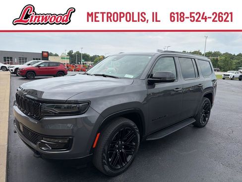 Used 2024 Jeep Wagoneer Series II AWD/4WD image 1
