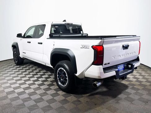 Used 2024 Toyota Tacoma TRD Off-Road AWD/4WD image 5