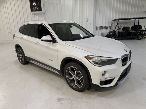 Used 2017 BMW X1 sDrive28i image 7