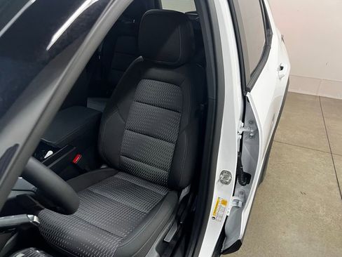 New 2026 Chevrolet Equinox LT AWD/4WD image 23