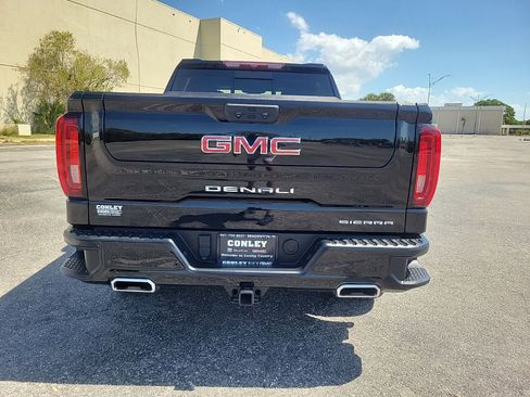 Certified 2022 GMC Sierra 1500 Denali image 8