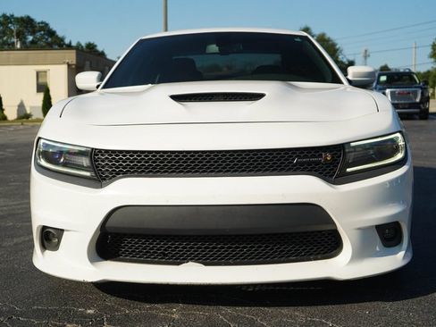 Used 2018 Dodge Charger R/T Scat Pack RWD image 16